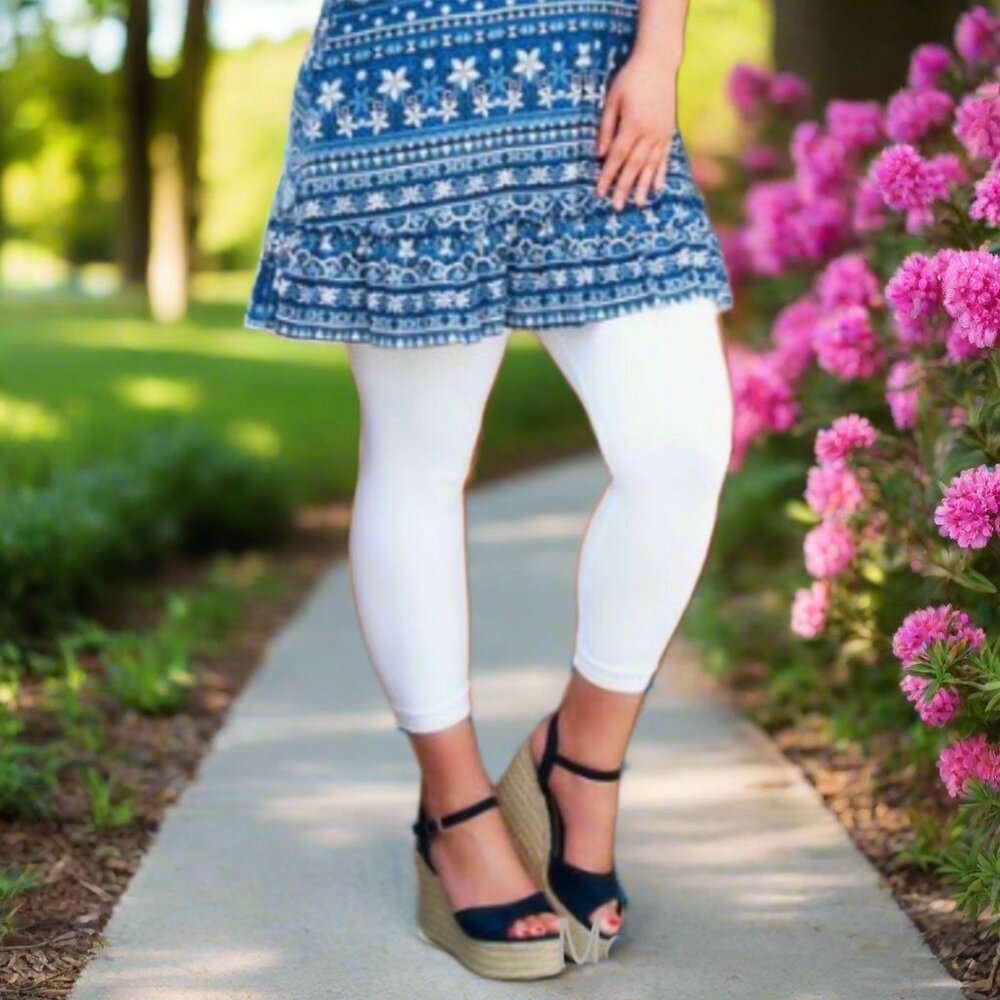 OS NEW Womens White Capri Leggings No Roll Waist Yoga Pants - Picture 4 of 9